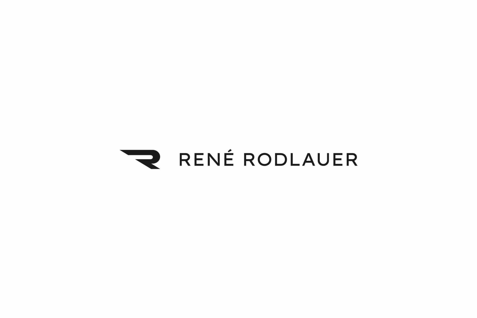 Schwarzes Icon und Schriftzug des Logos von René Rodlauer auf weißem Hintergrund.